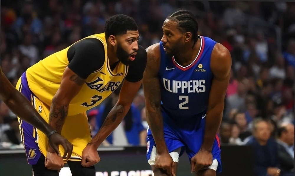 防守端完全是另一种强度（防守强度截然不同）