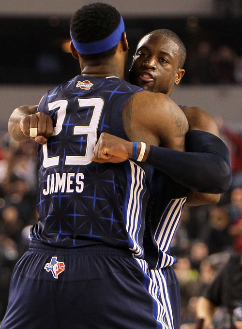 万项：距离理想中的球员还差很多；最后两场比赛不会放松（万项：离理想中的自己仍差很远，余下两战绝不松懈）