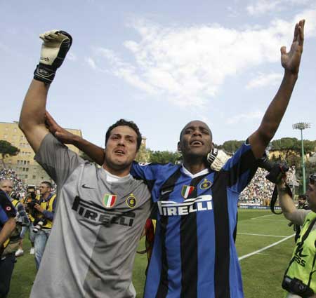 遇到苦主，斯洛特近8次对阵埃因霍温只赢下1场（斯洛特遇克星：近8战埃因霍温仅胜一场）