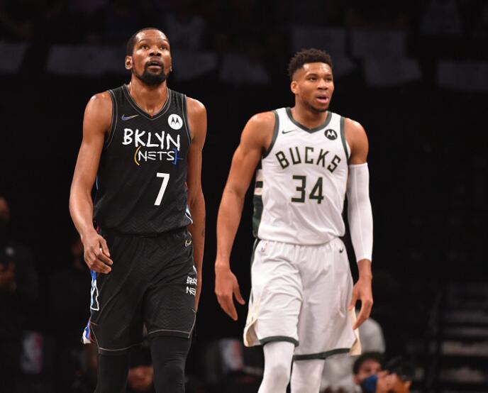 阿斯：阿隆索高压战术的每个方向都出现漏洞，并缺乏战术的稳固性（阿斯：阿隆索高位逼抢漏洞频出，整体稳定性不足）