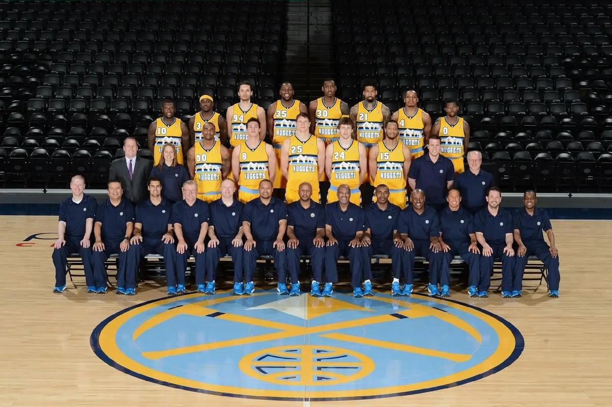 韩足晚报（2025.12.3）韩国女足五球惨败荷兰（韩足晚报（2025.12.3）荷兰五球击败韩国女足）