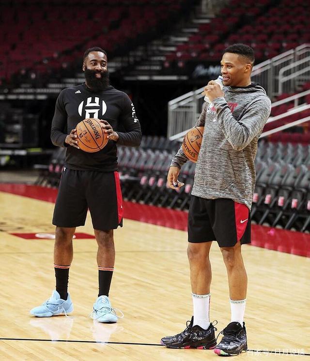 延续全运会火热状态！徐杰CBA杯首战独揽25分11助攻（全运手感延续！徐杰CBA杯首秀轰下25分11助攻）