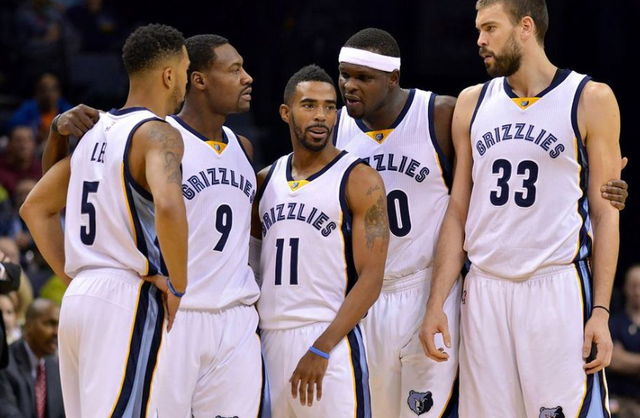 博尼：米兰德比氛围堪比皇马对阵巴萨；我要提升背身持球能力（博尼：米兰德比气氛不逊皇马战巴萨；我需提升背身拿球能力）